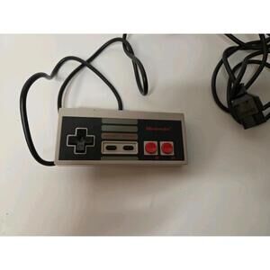 OEM Controller Nintendo Mini NES Classic Edition & Wii CLV-002 AUTHENTIC Tested